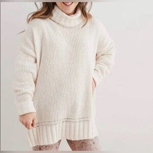 Aerie White Chunky Oversized Chenille Knit‎ Turtleneck Sweater XL